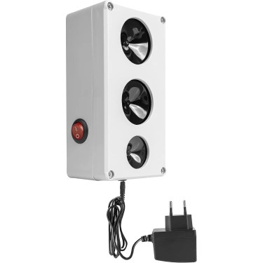 Vízálló ultrahangos riasztó nyesteknek, egereknek és patkányoknak DRAGON ULTRASONIC C300, bazári termék